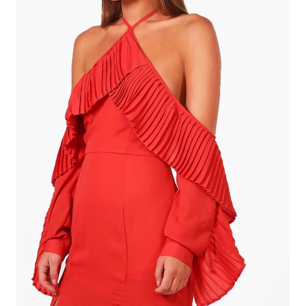 NWOT Pleated Ruffle Split Front Midi Dress